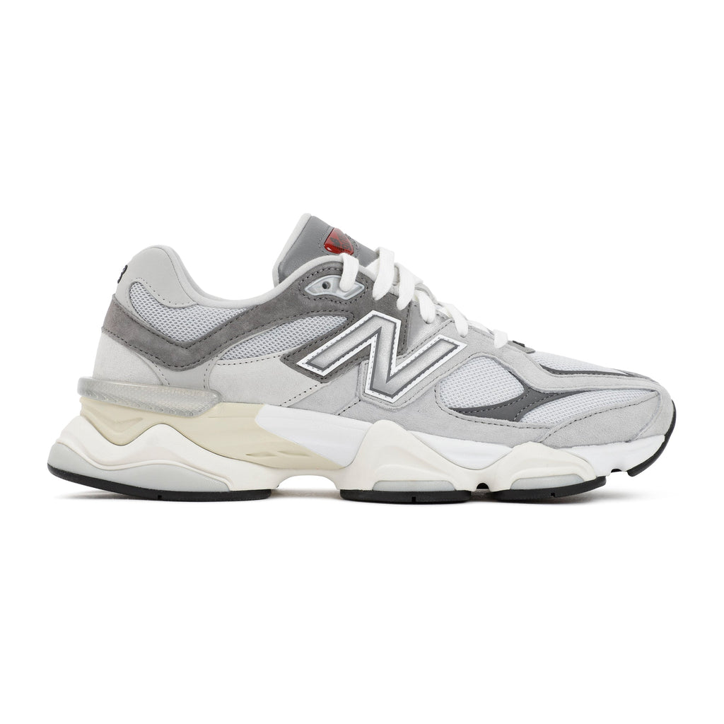 New Balance 9060 Sneakers