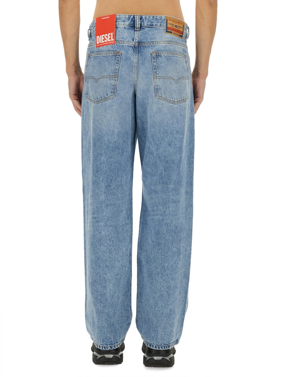 Diesel Jeans "2001 D Macro"