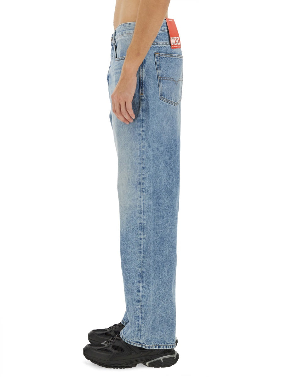 Diesel Jeans "2001 D Macro"