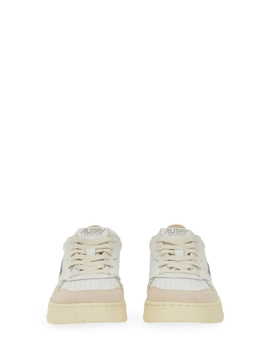 Autry Sneaker "Medalist Low"