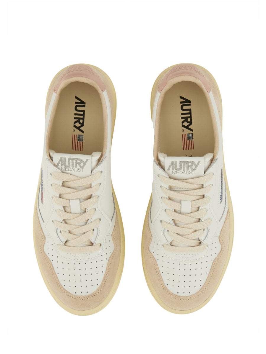 Autry Sneaker "Medalist Low"