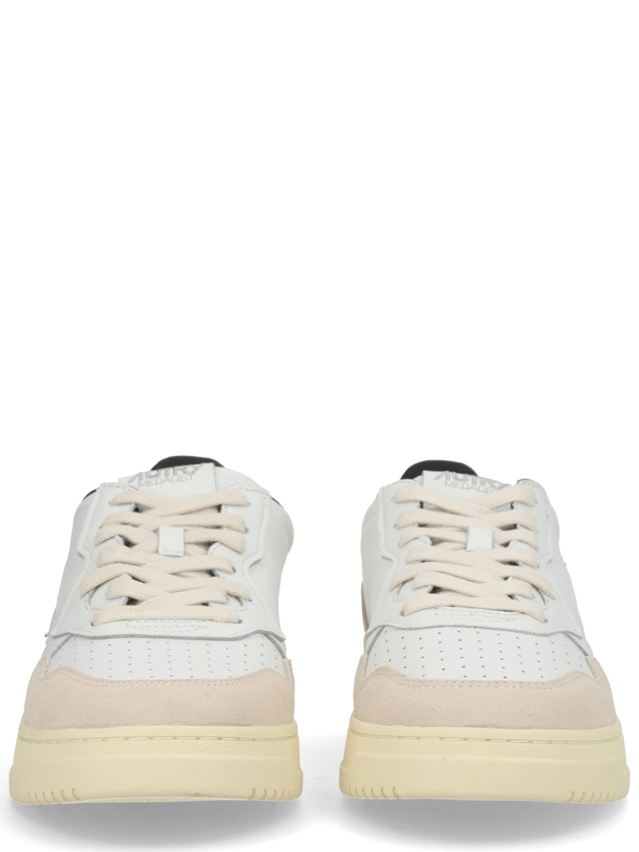 Autry Sneaker "Medalist Low"