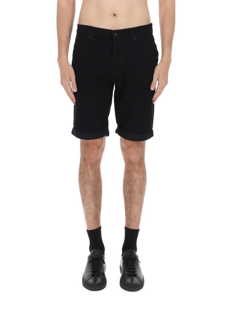 Hugo Shorts Con Patch Logo