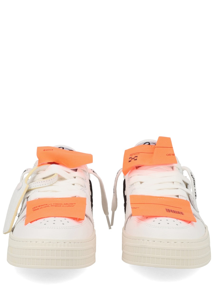 Off White Sneaker "Low Top 3.0 Court"