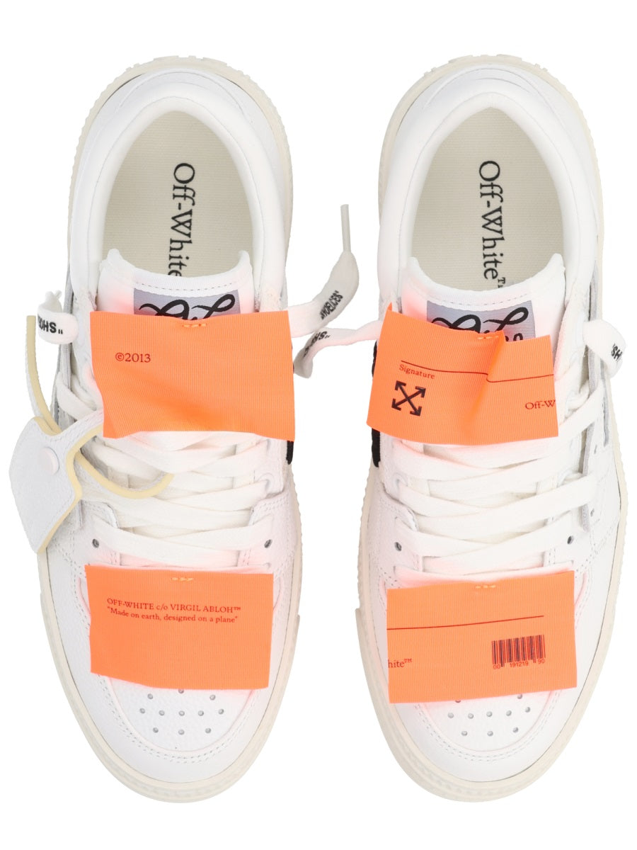 Off White Sneaker "Low Top 3.0 Court"