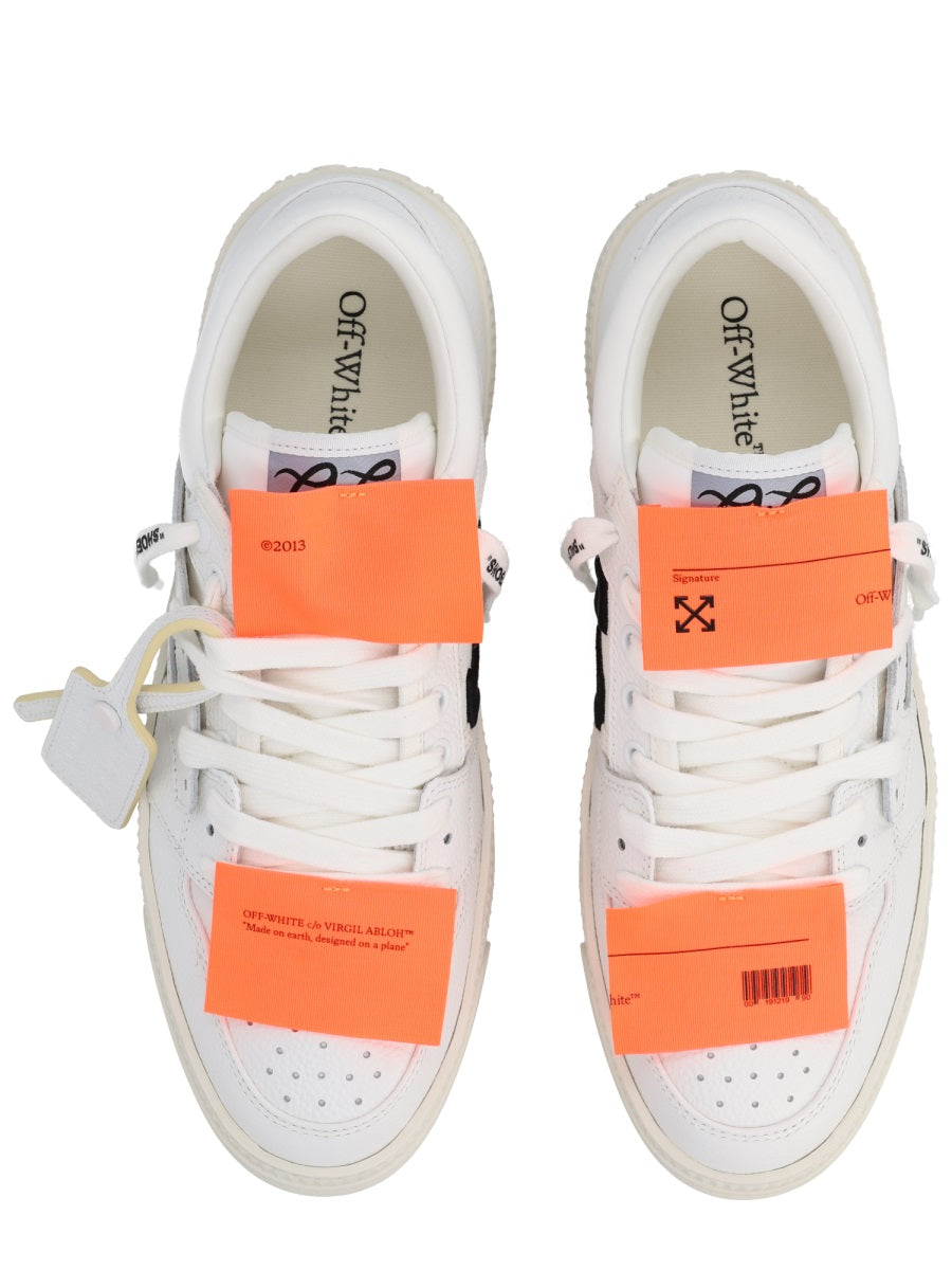 Off White Sneaker "Low Top 3.0 Court"