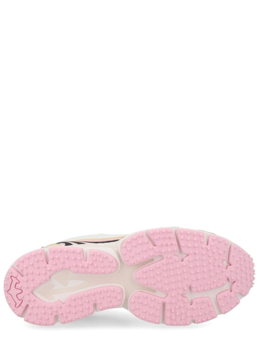 Off White Snekaer "Be Right Back"