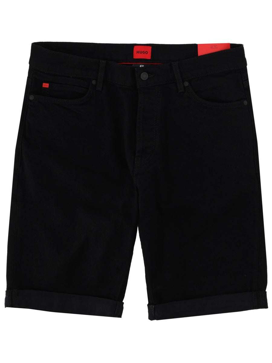 Hugo Shorts Con Patch Logo
