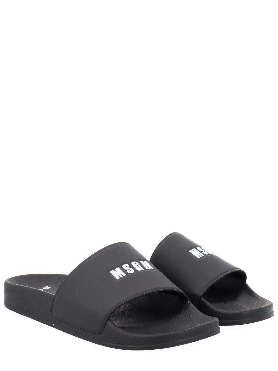 Msgm Slide Con Logo