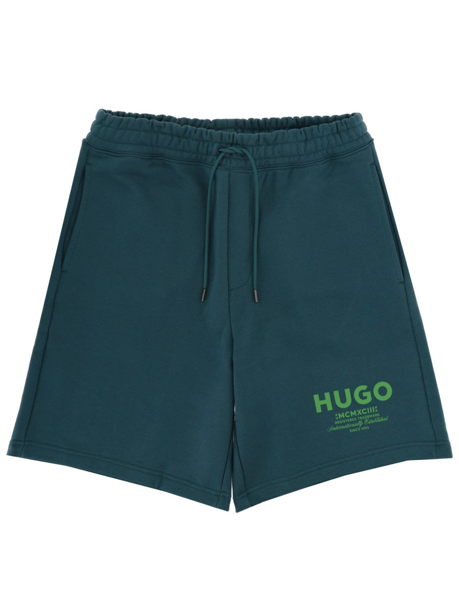 Hugo Shorts Con Logo