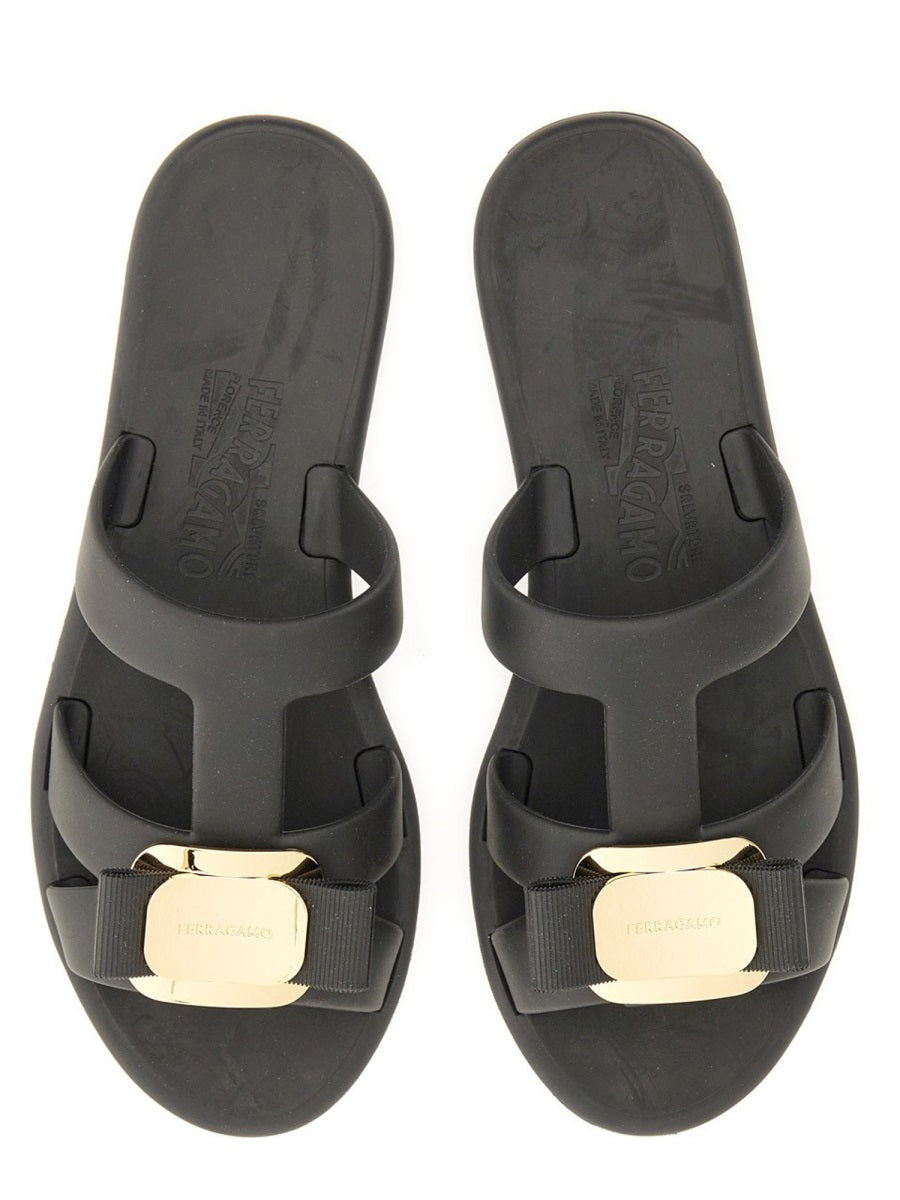 Ferragamo Sandalo Slide "New Vara"