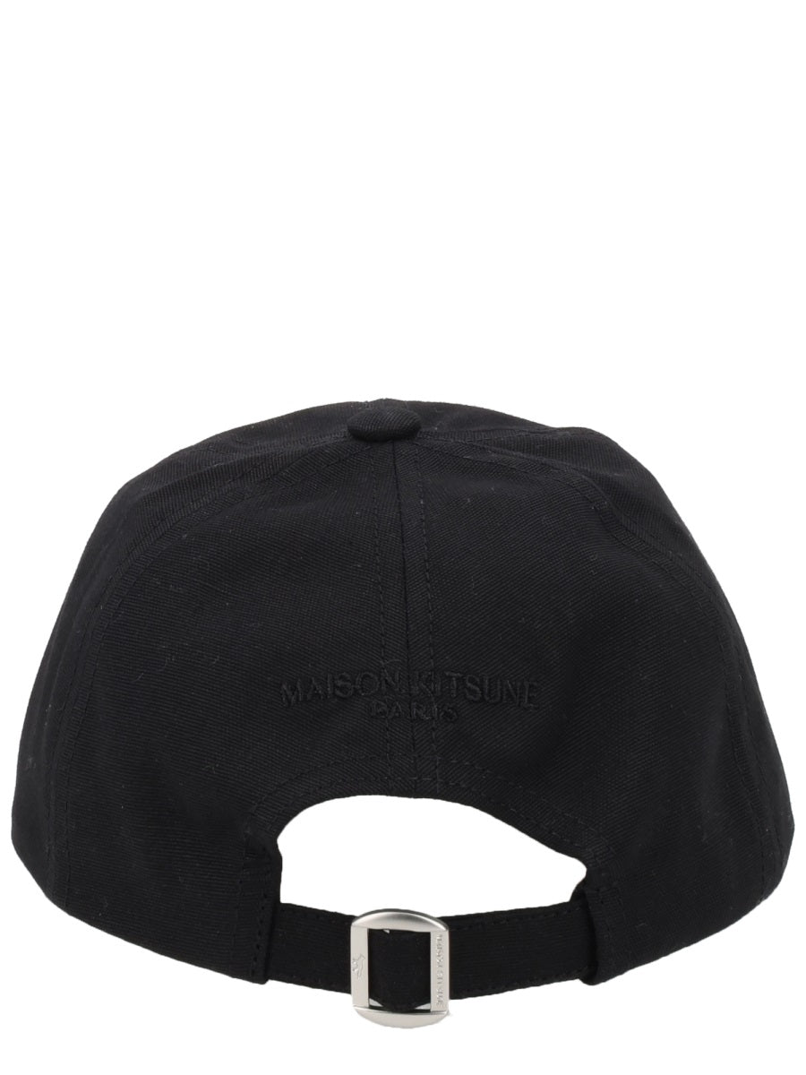Maison Kitsuné Cappello "Dressed Fox"