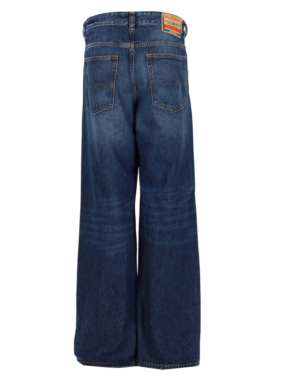 Diesel Jeans "2001 D Macro"