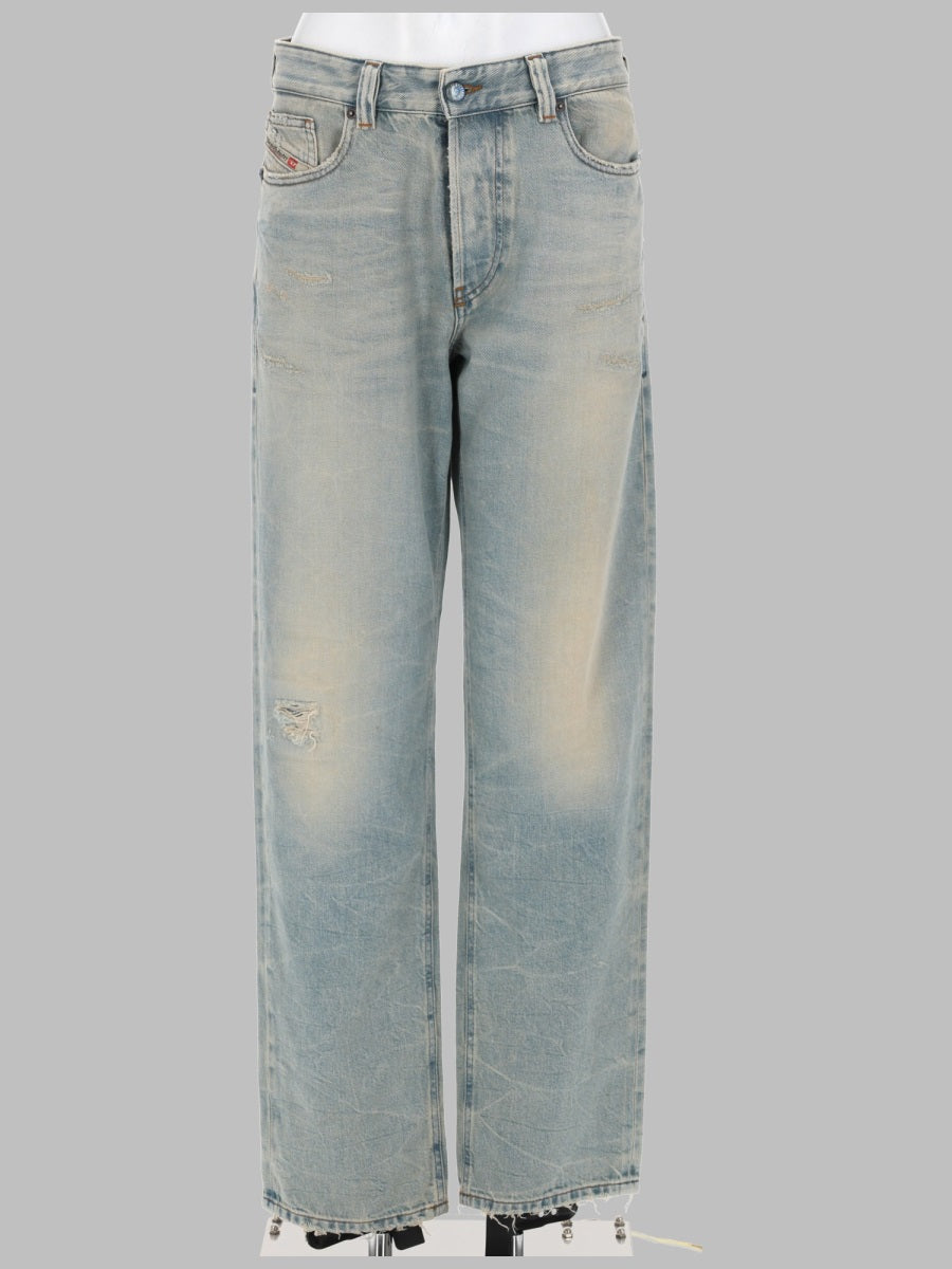 Diesel Jeans "1988 D Ark"