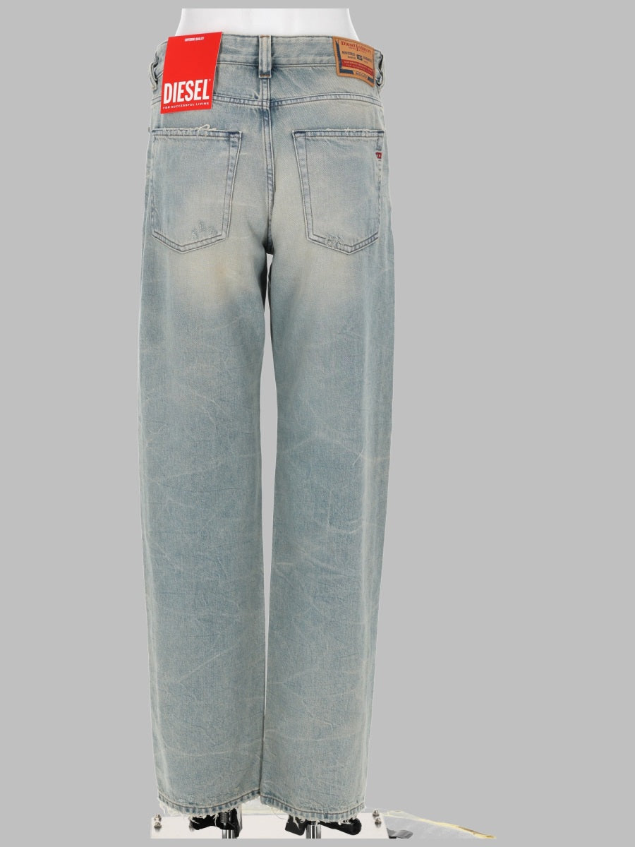 Diesel Jeans "1988 D Ark"