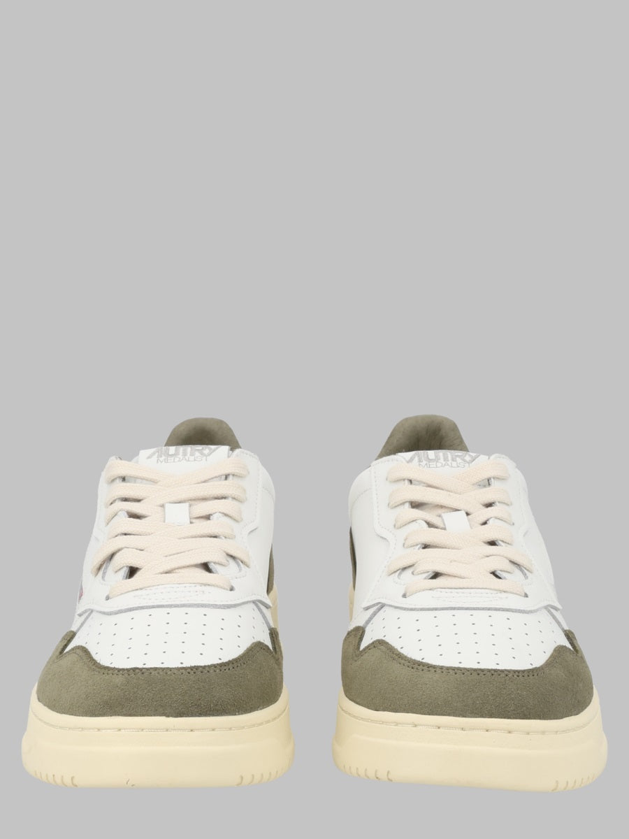 Autry Sneaker "Medalist Low"