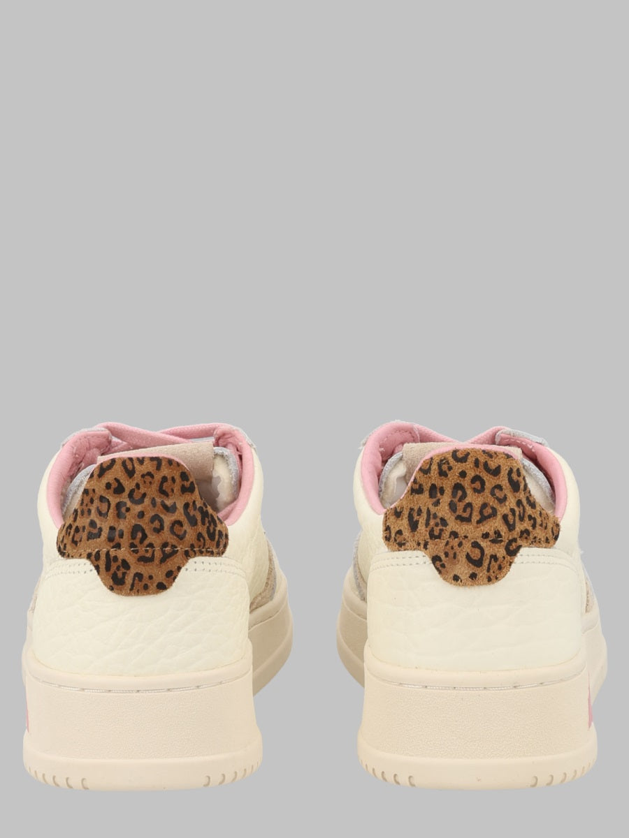 Autry Sneaker "Medalist Low"