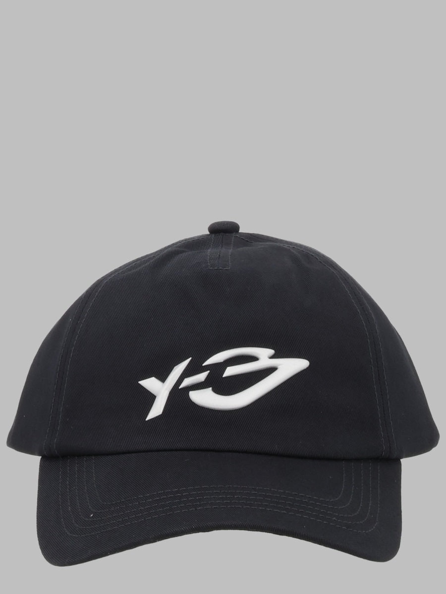 Y 3