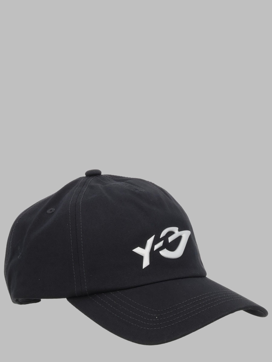 Y 3