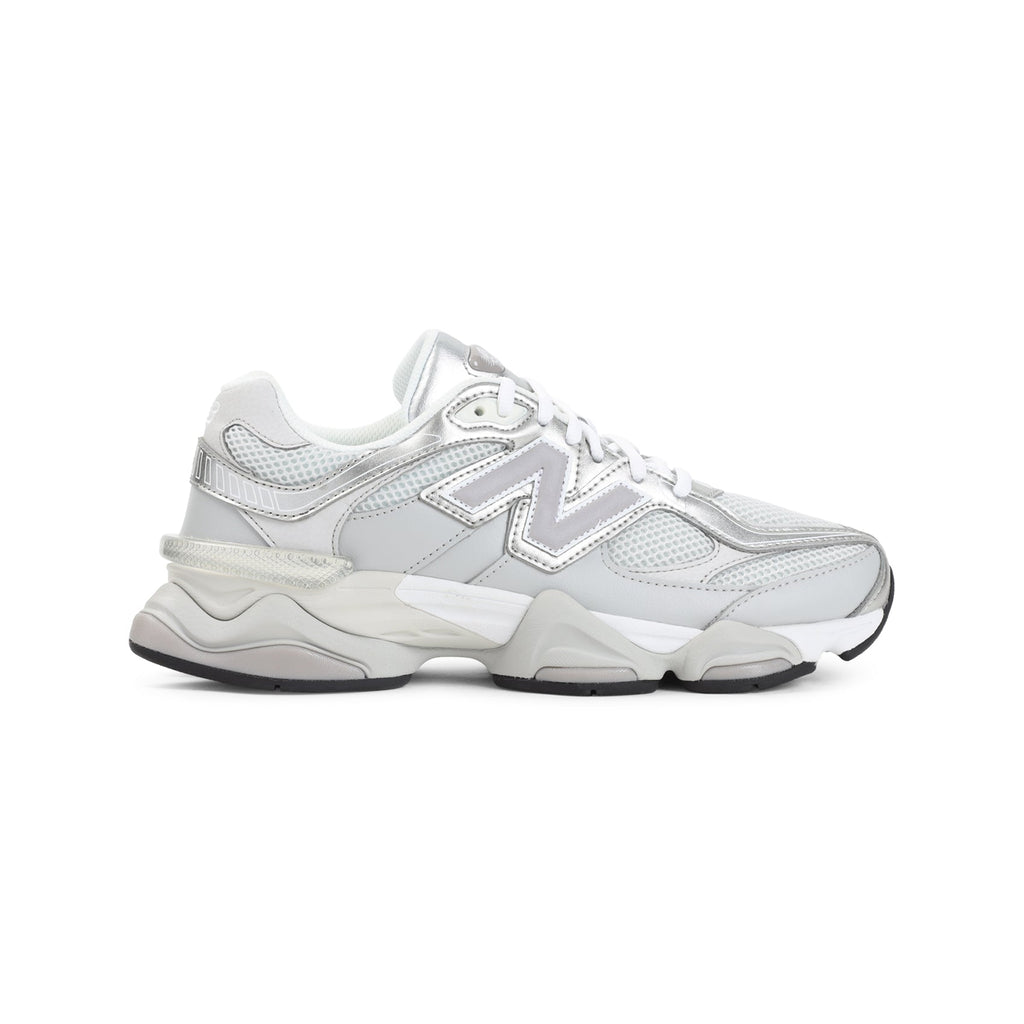 New Balance 9060 Sneakers
