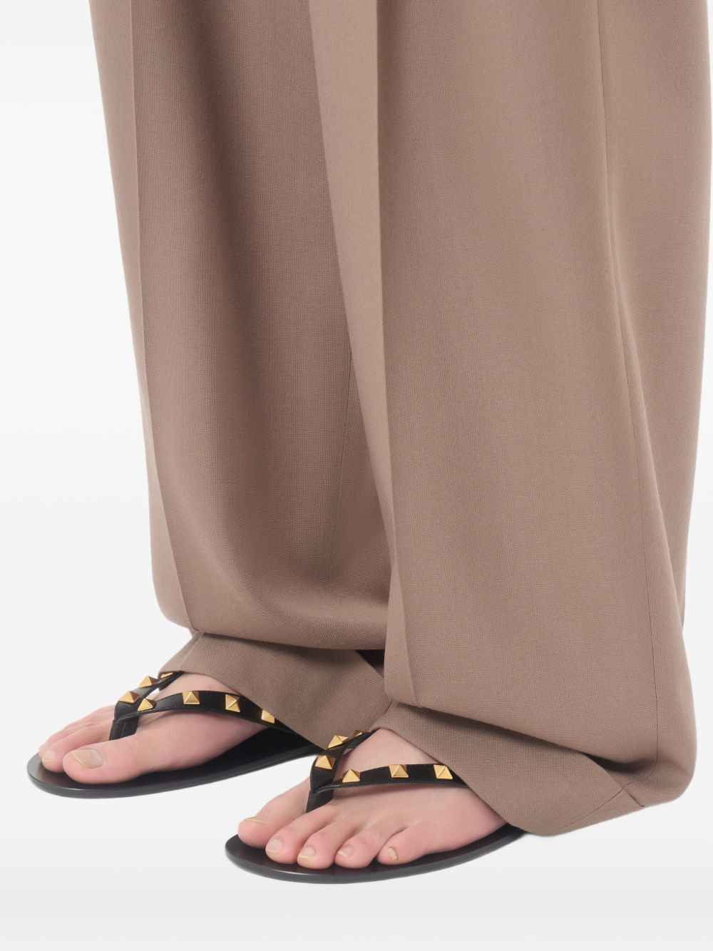 Valentino Garavani Rockstud Leather Thong Sandals