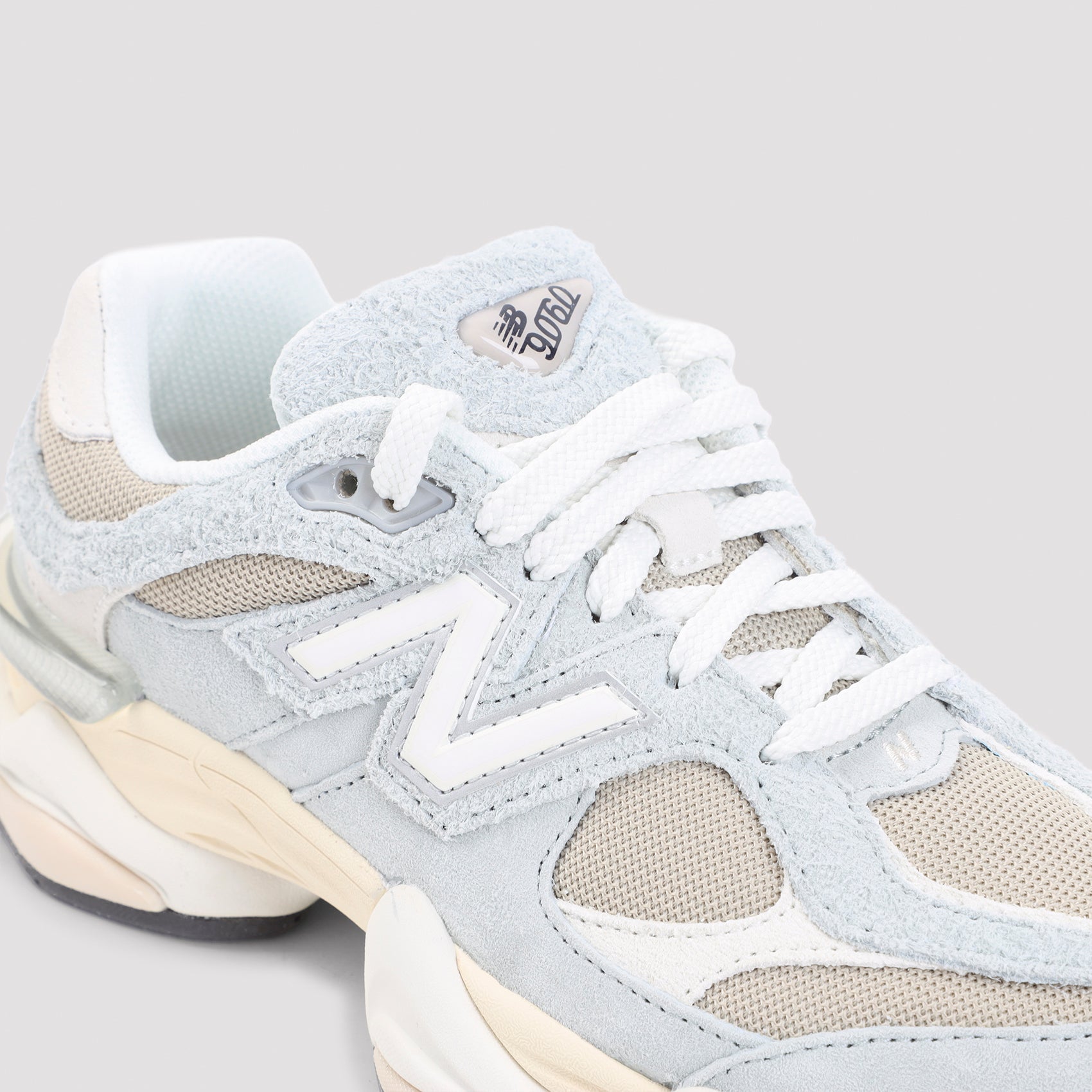 New Balance 9060 Sneakers