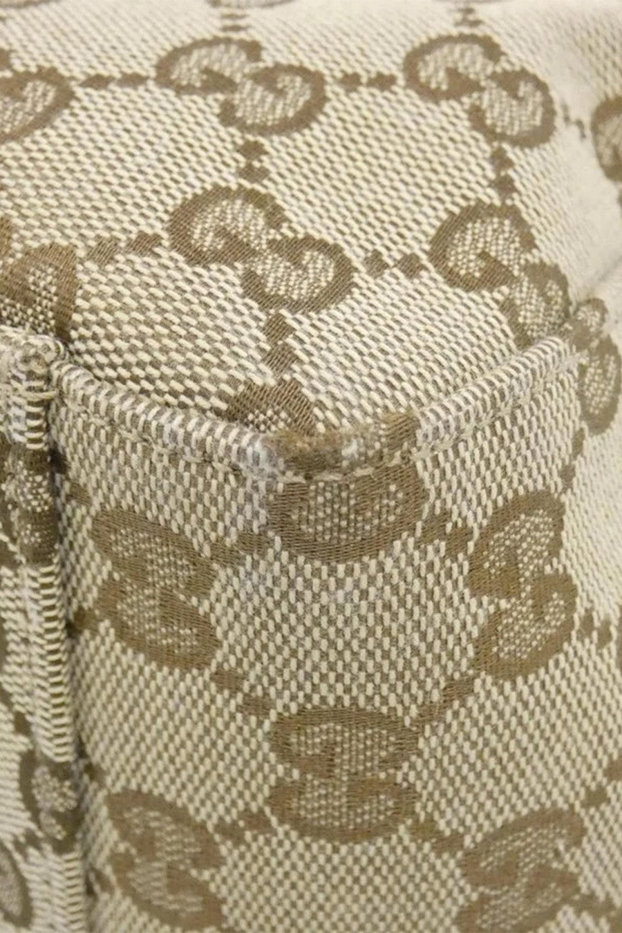 Gucci Beige