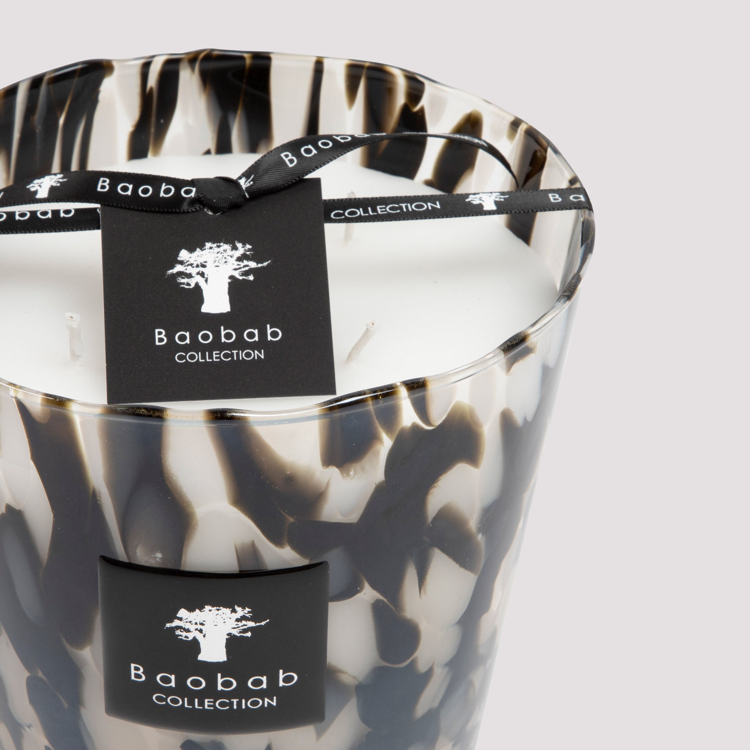 Baobab Collection Black Pearls Candle Max16