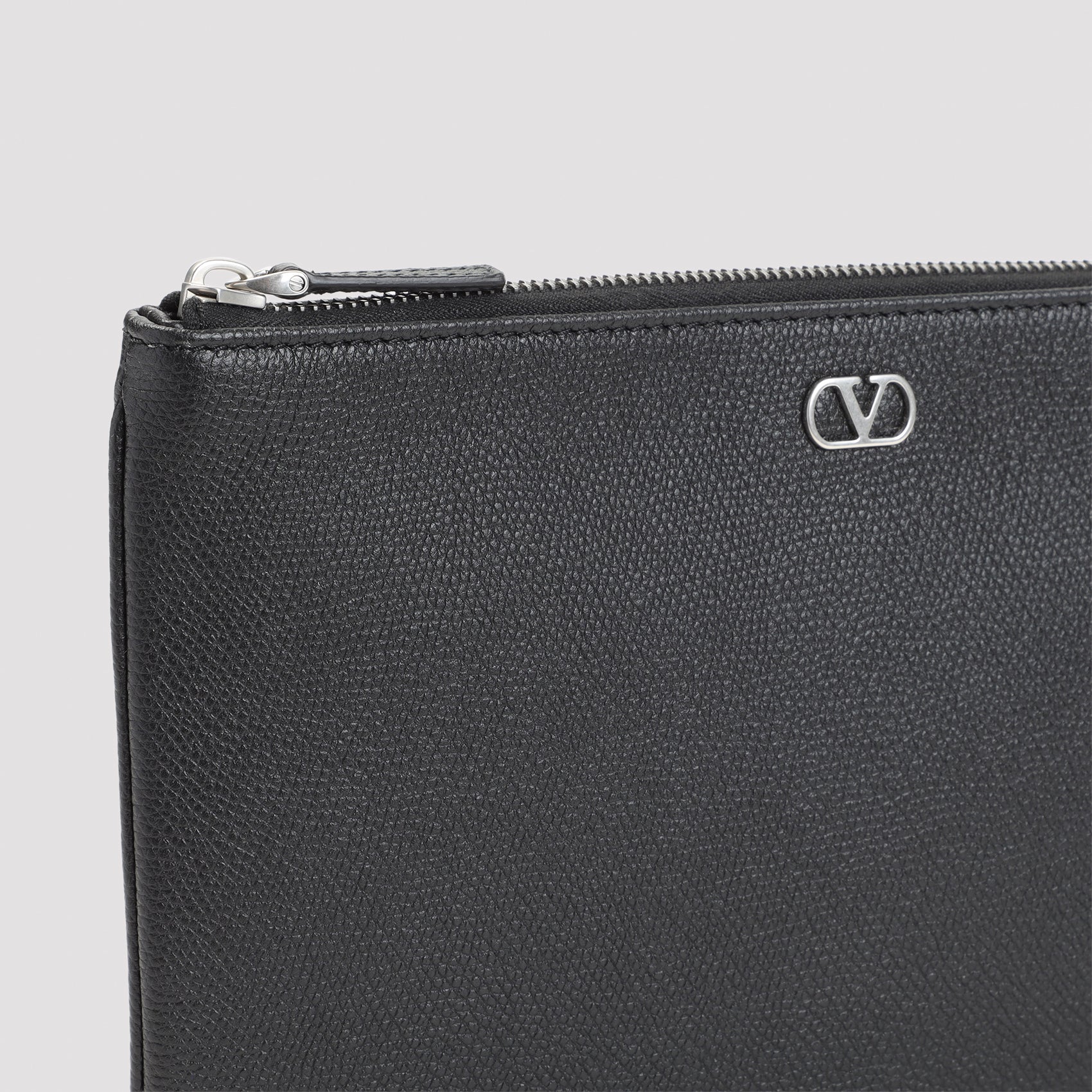 Valentino Garavani Pouch