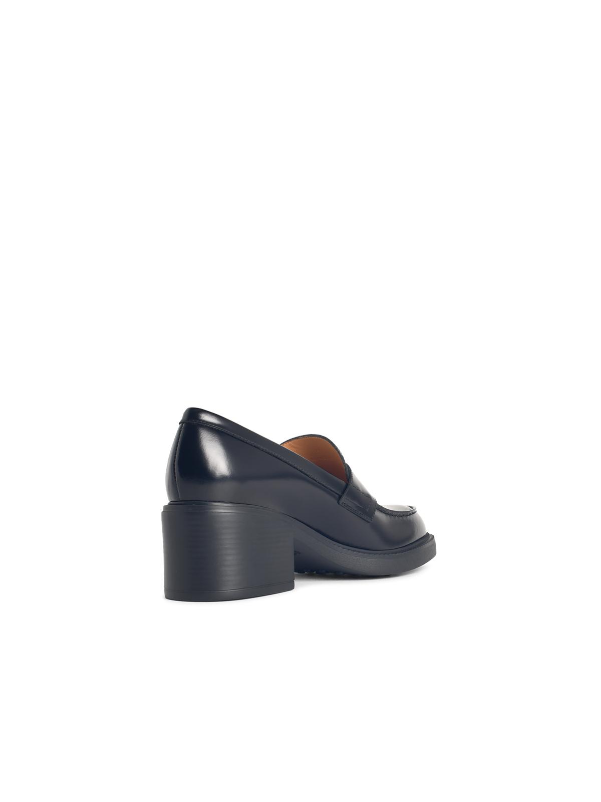 Tod's Black Lear Loafers