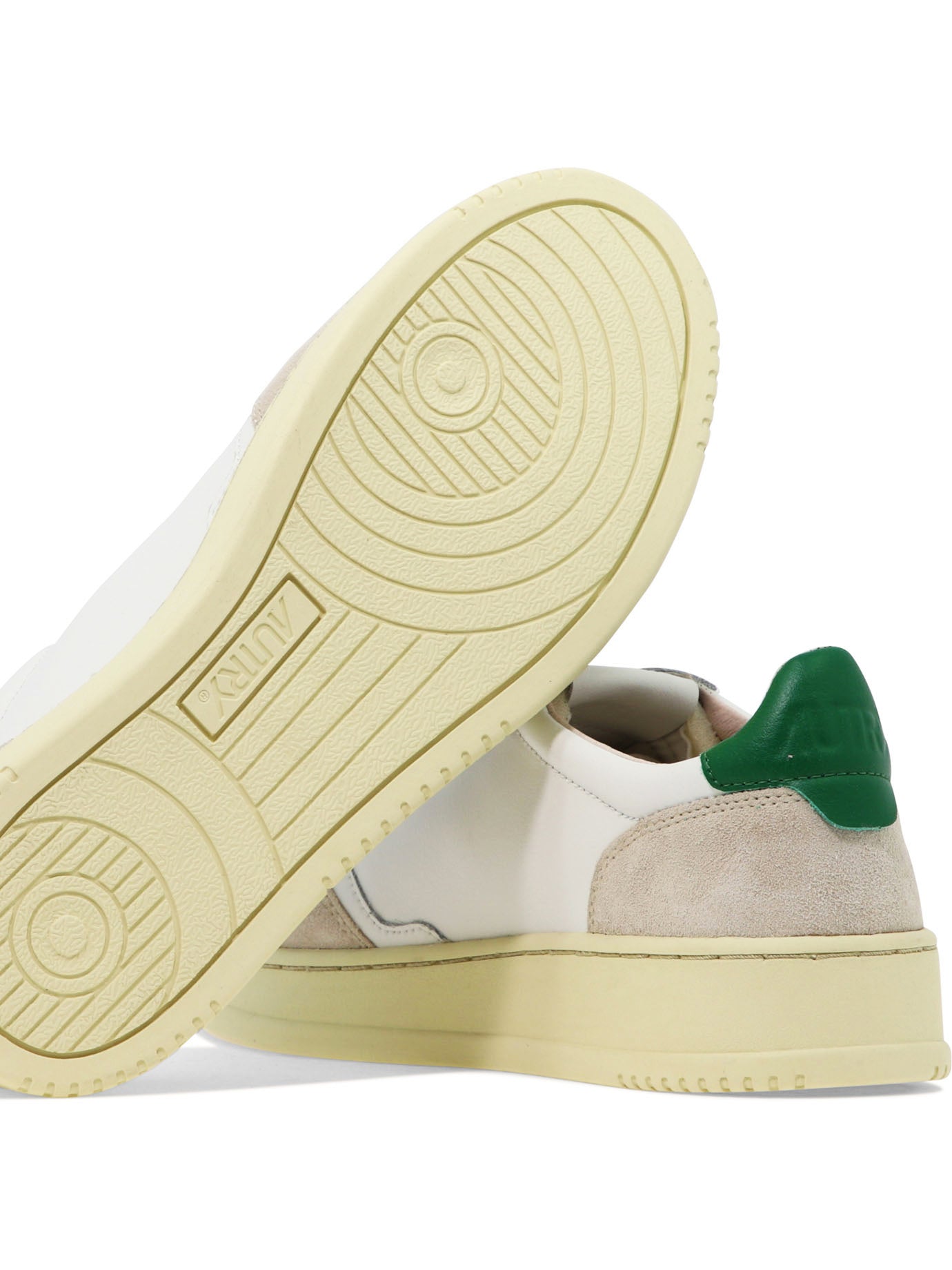 Autry "Medalist Low" Low Top Sneakers