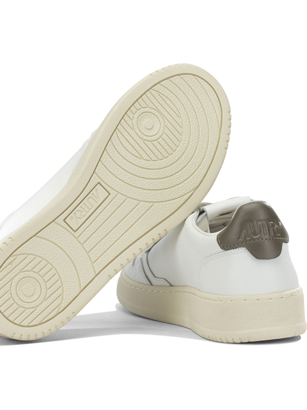 Autry "Medalist Low" Sneakers
