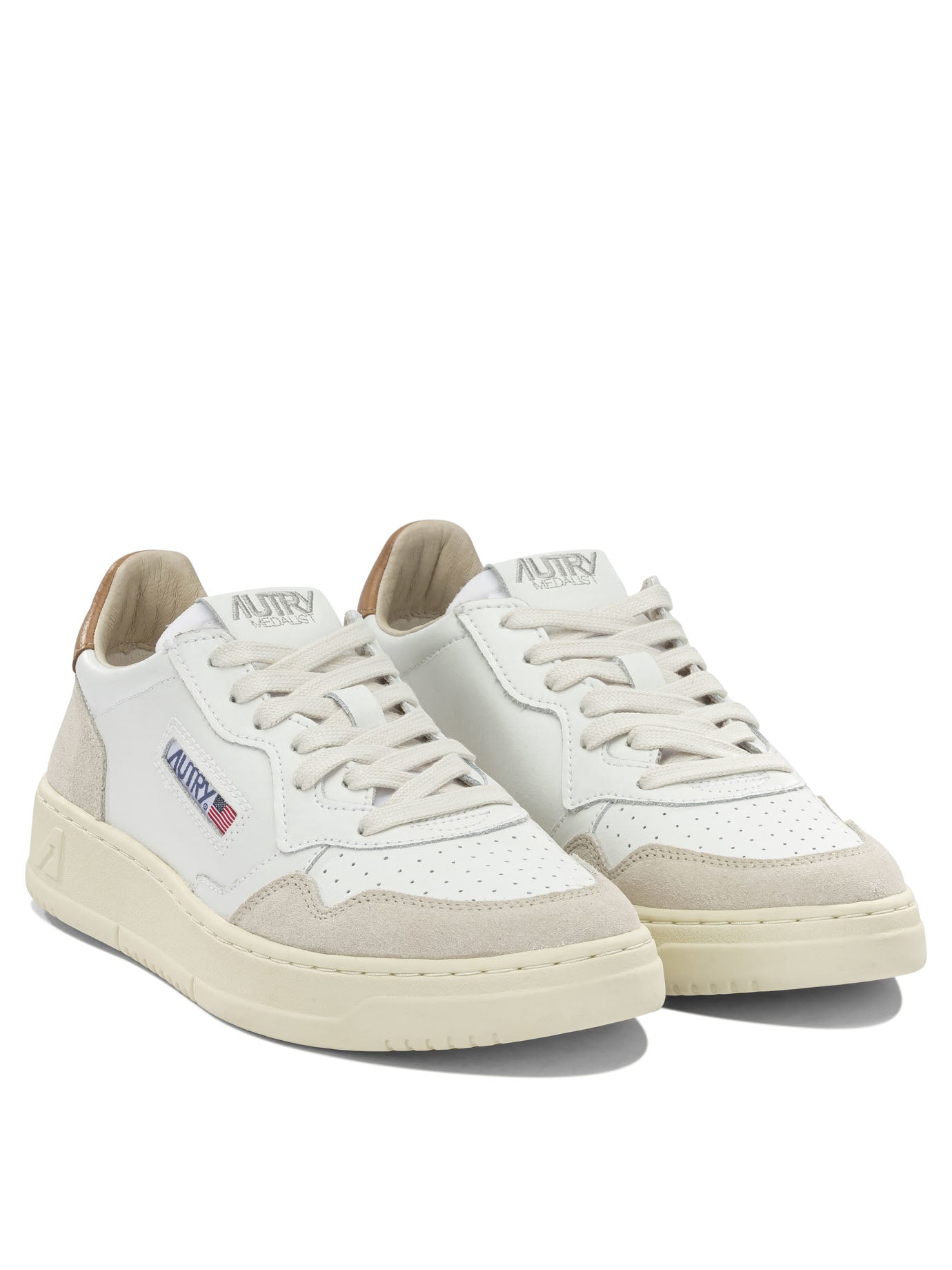 Autry "Medalist Low" Low Top Sneakers