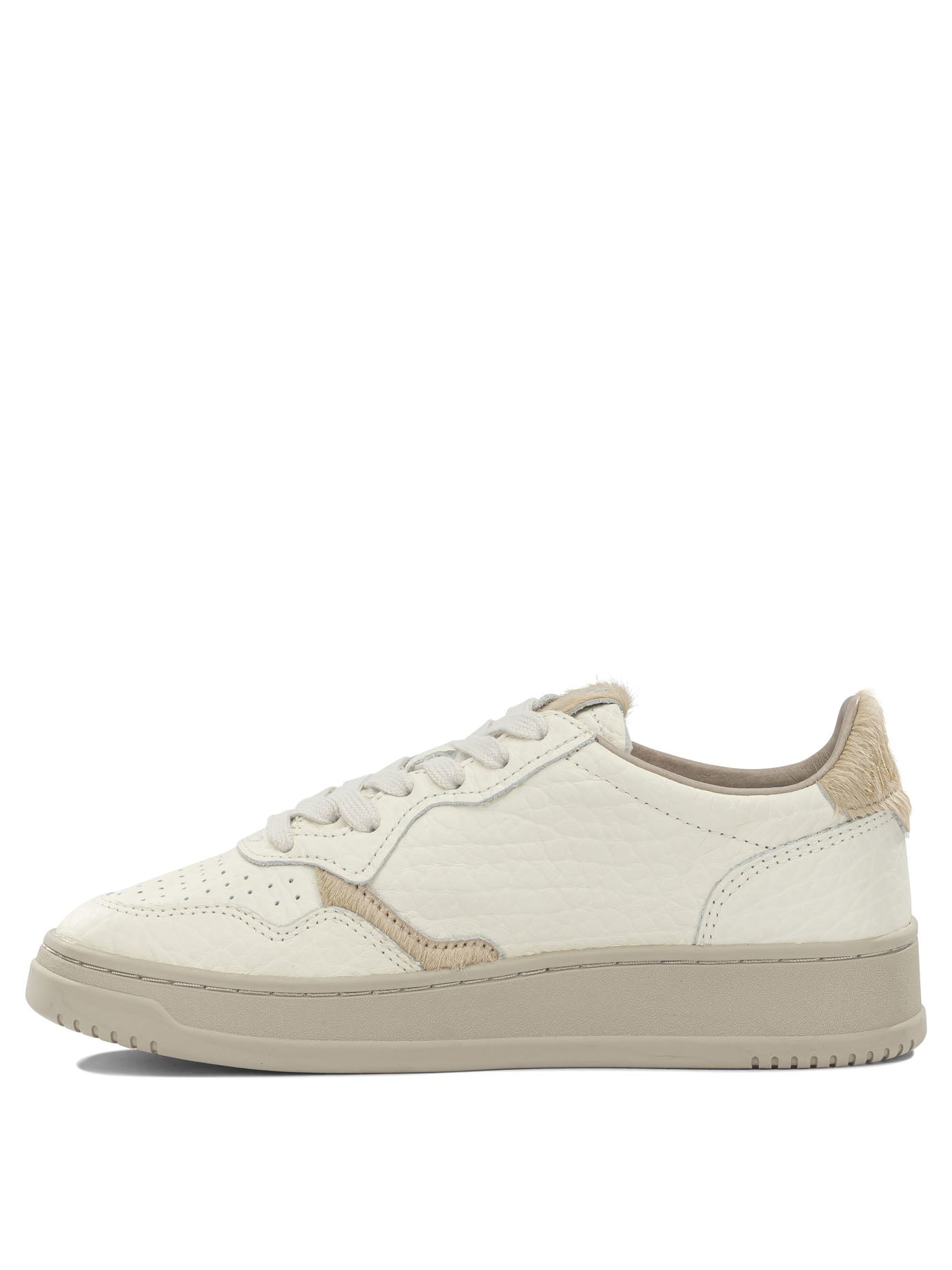 Autry "Medalist Low" Sneakers