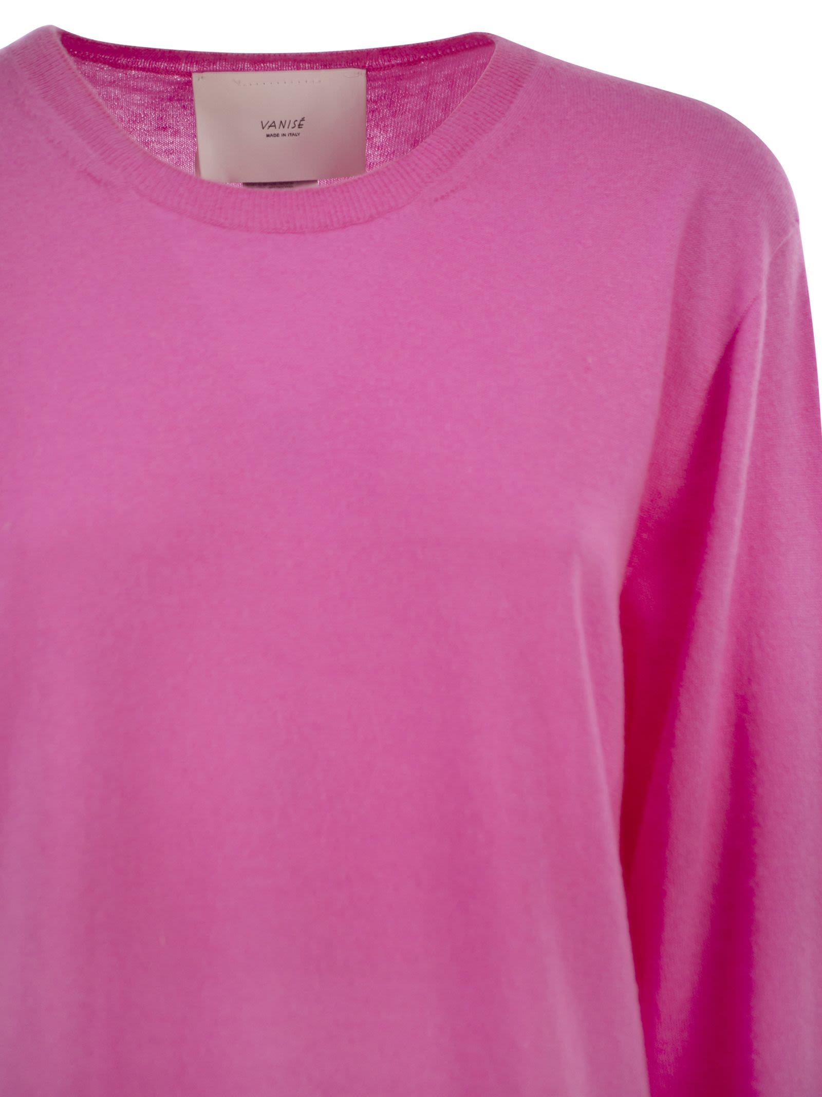 Vanisé Cashmere Crew Neck Jumper With Fluid Silhouette
