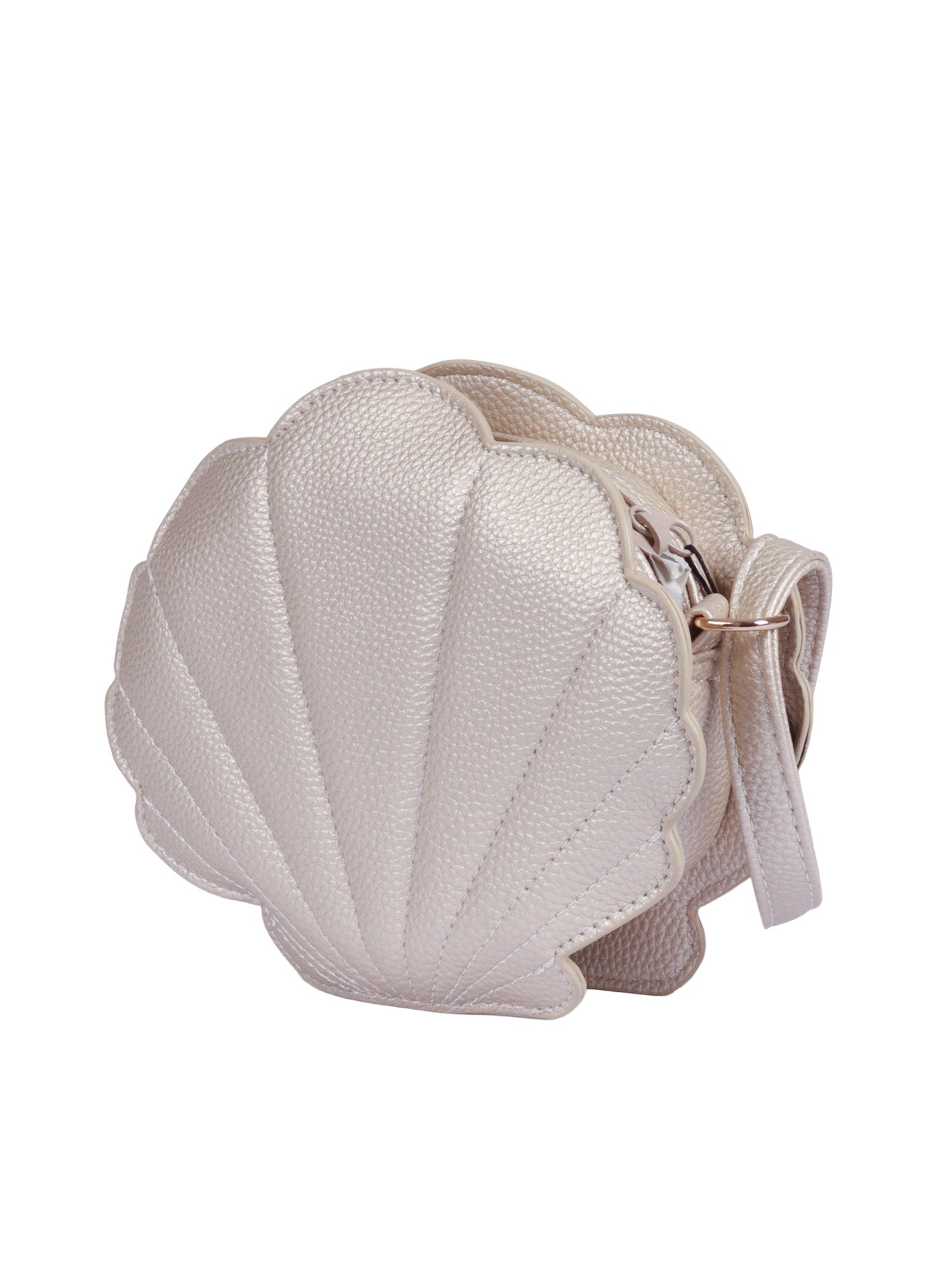 Molo Seashell Bag Handbag